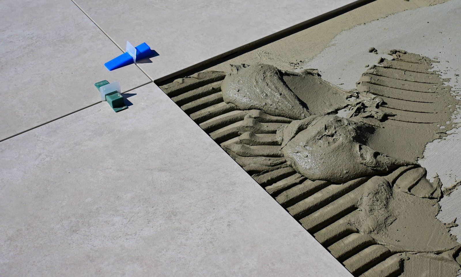 Should You Fill Concrete Expansion Joints Before Epoxy?